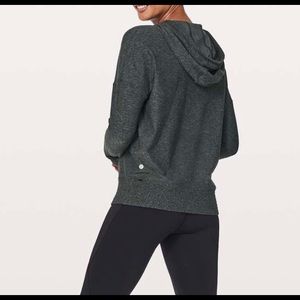 Lululemon 🍋 Hoodie Size 4